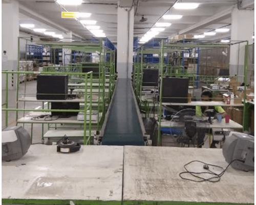 Kitting Area with Conveyor Belt